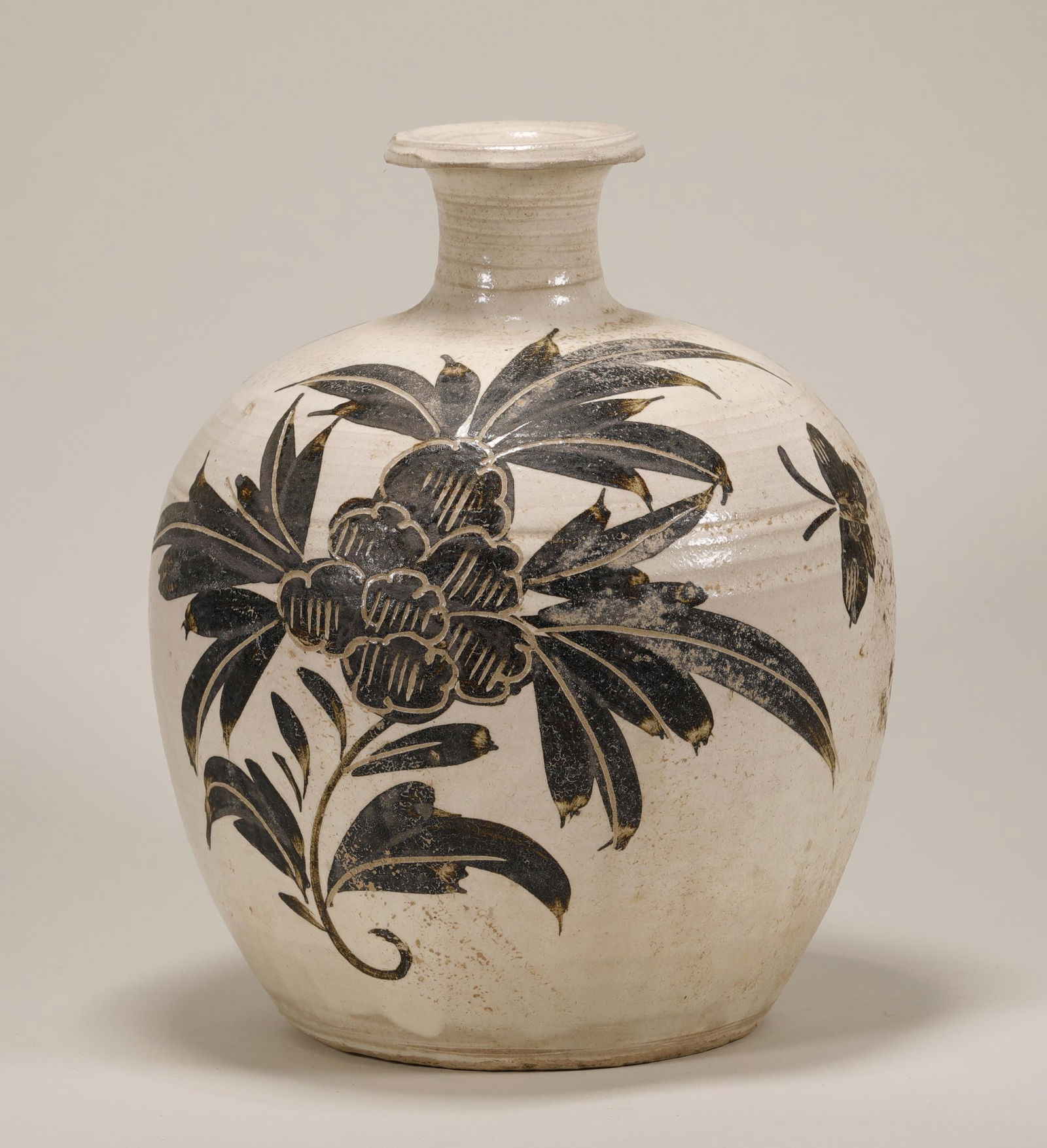 Song Dynasty - Cizhou Ware Vase (1 of 8)