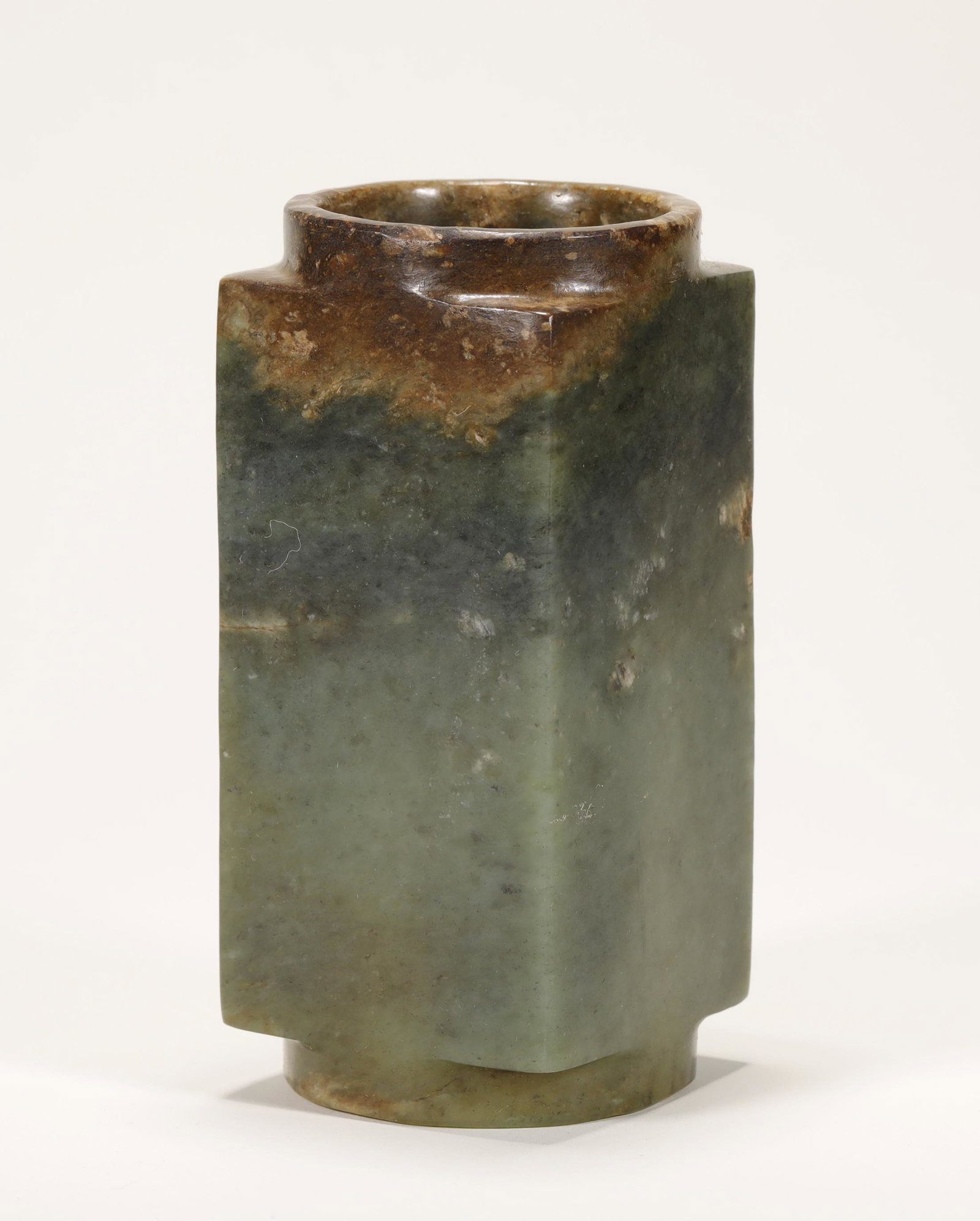 Shang Dynasty - Jade Vessel: H: 5 1/8 (13cm) W: 2 3/8 in(6cm) wt:551g