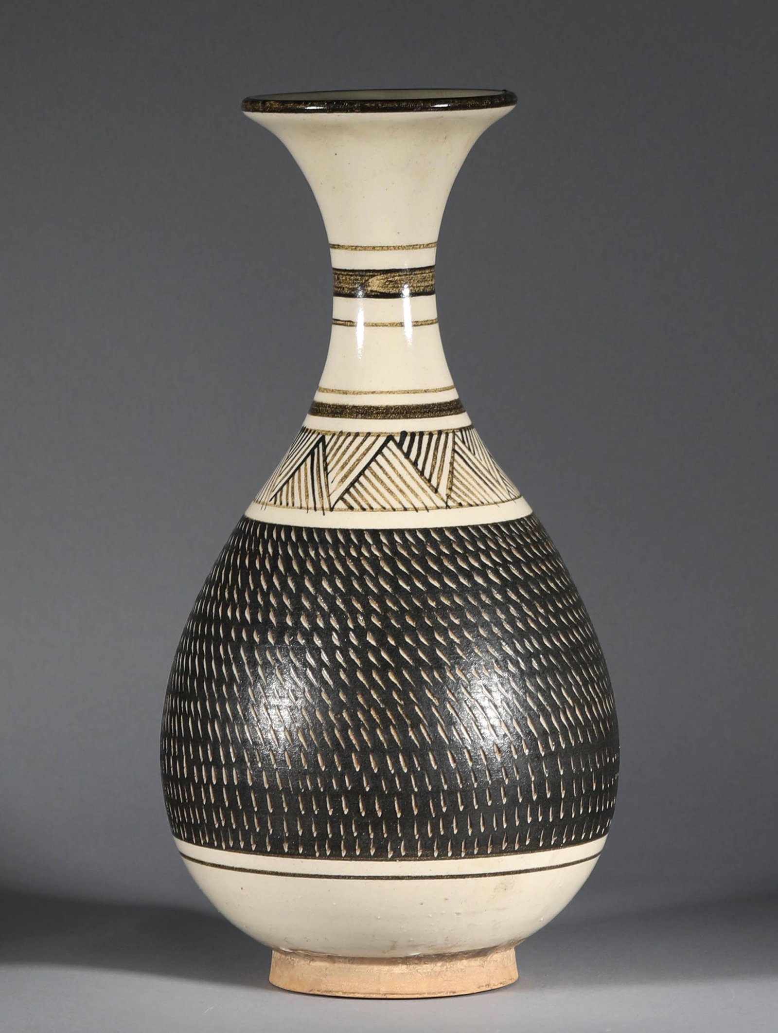 Song Dynasty - Cizhou Ware Vase (1 of 7)