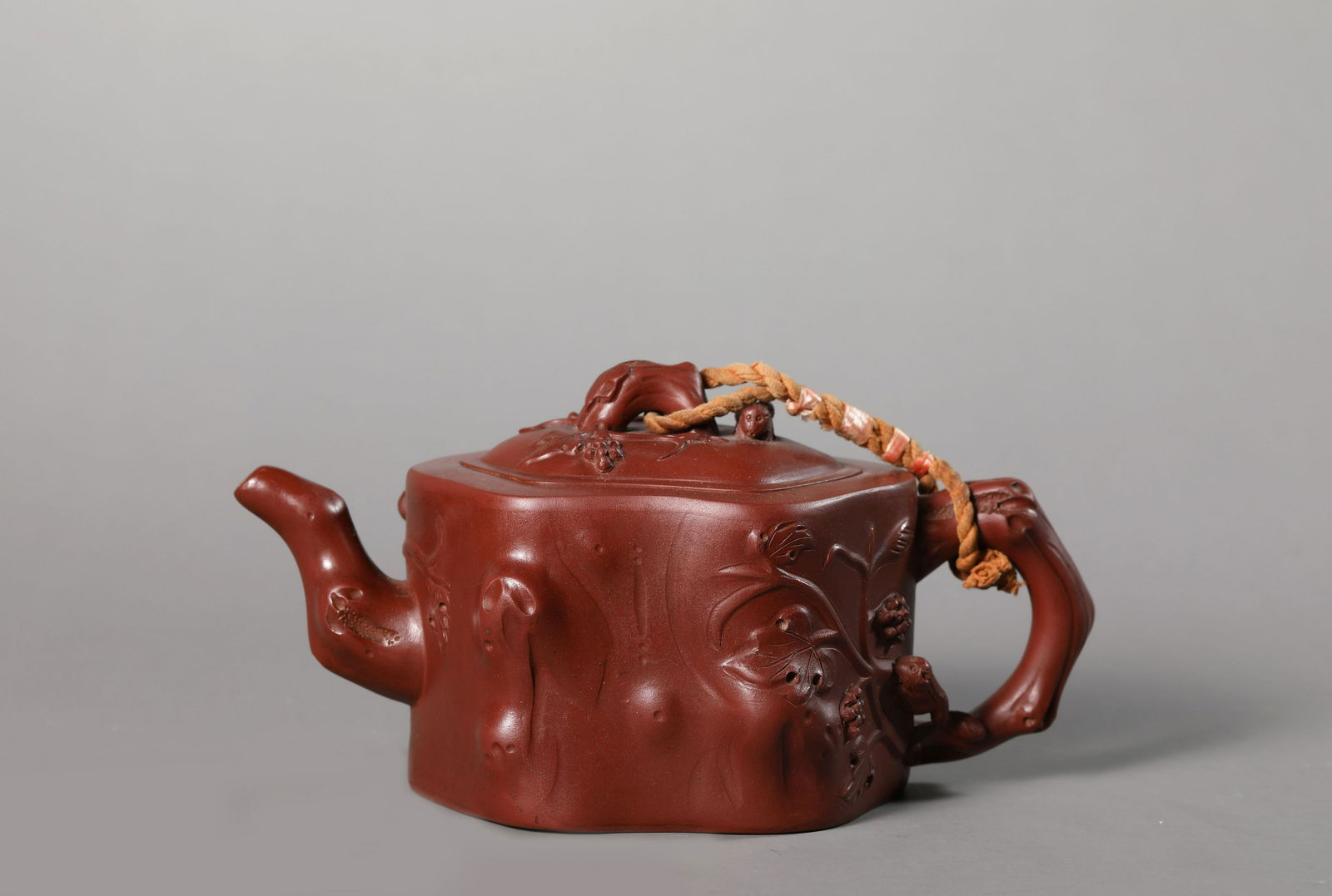 A Chinese Redware Teapot Marked Chen Rui Xian: L: 7 7/8inï¼ˆ20cmï¼‰W: 4 5/9inï¼ˆ11.5cmï¼‰H: 3 6/7inï¼ˆ9.8cmï¼‰