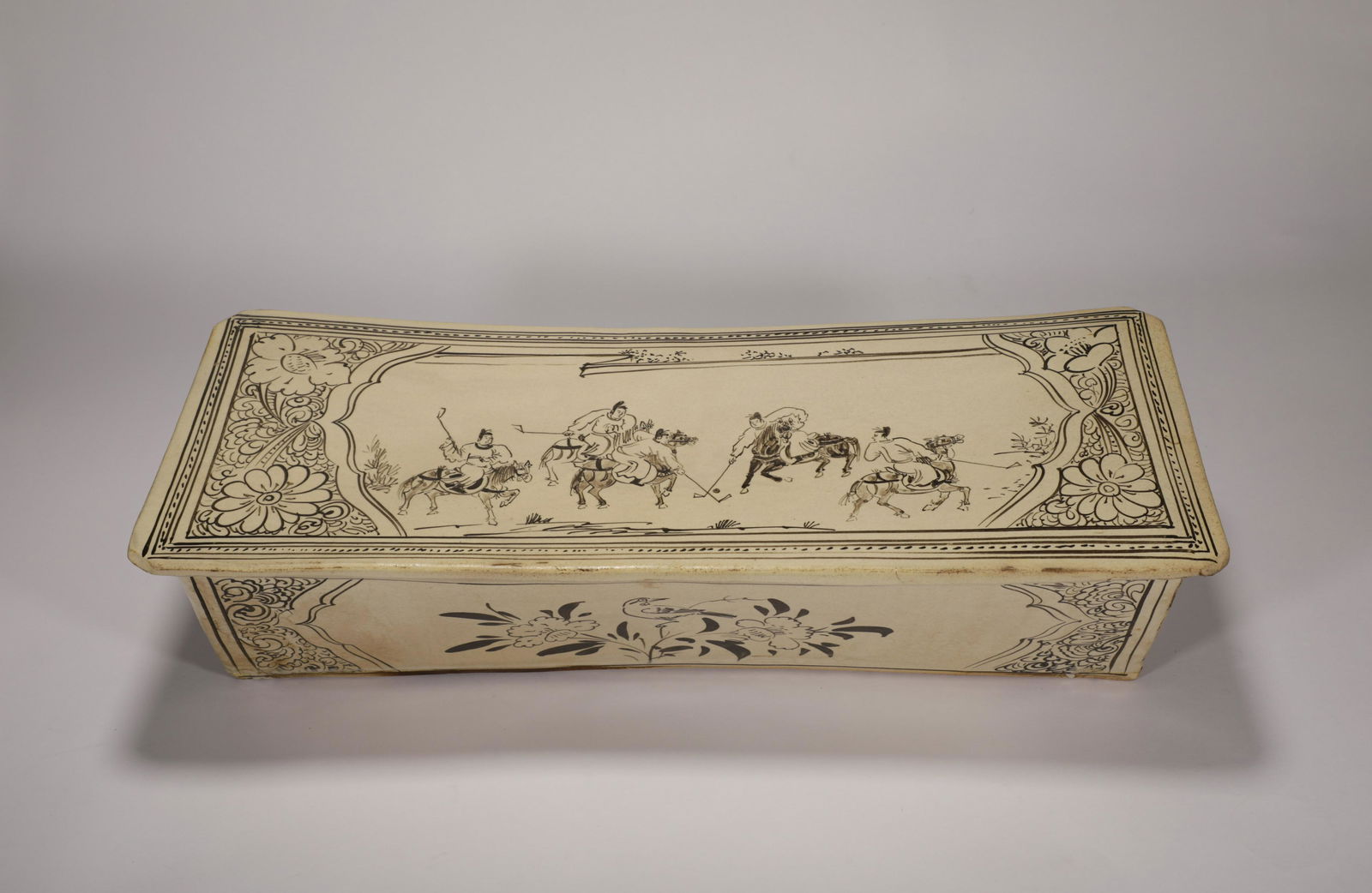 Zhang family in Song Dynasty made cizhou kiln figure pillow (1 of 9)