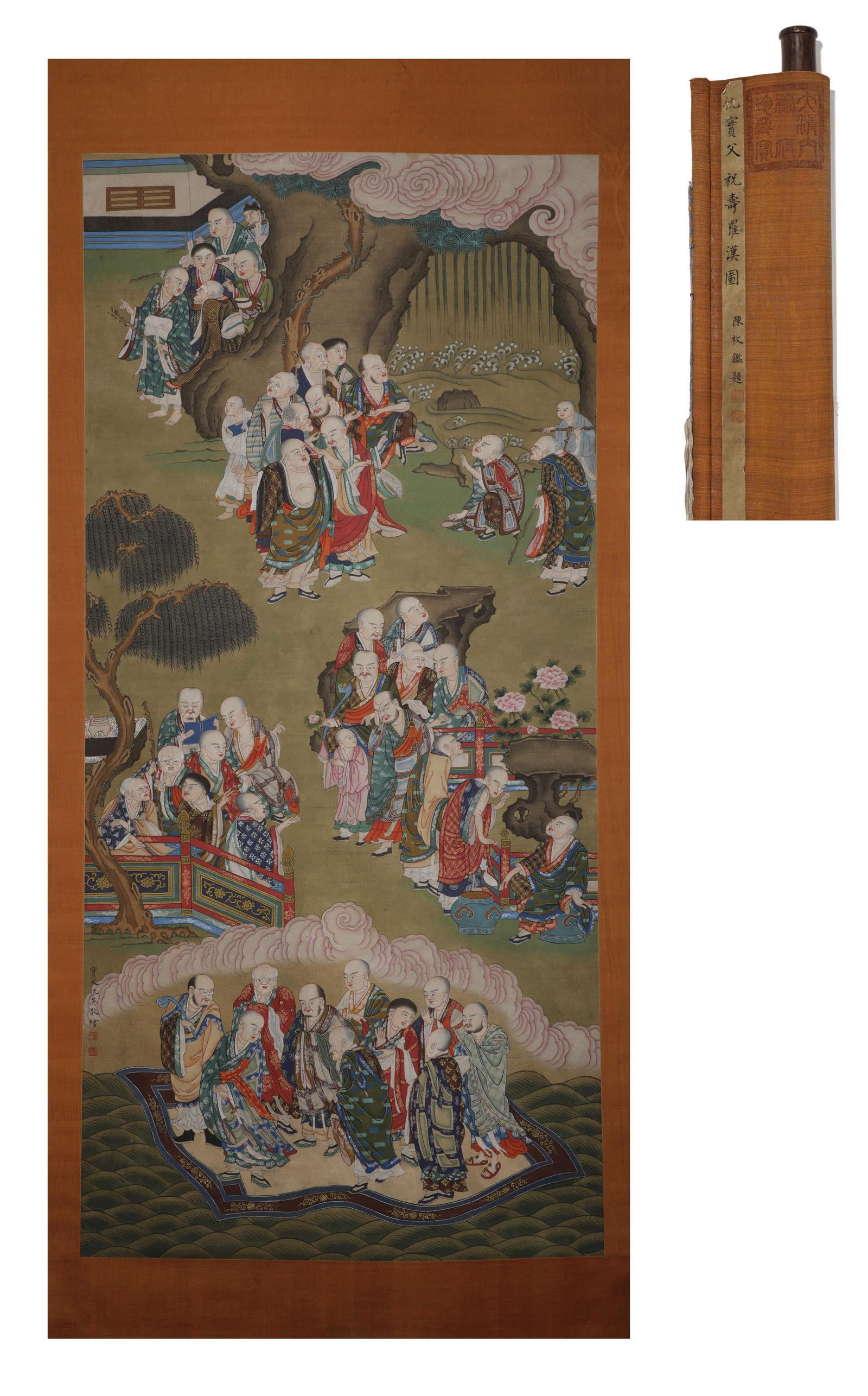 Ming Dynasty Qiu Ying birthday silk scroll luo Han (1 of 8)