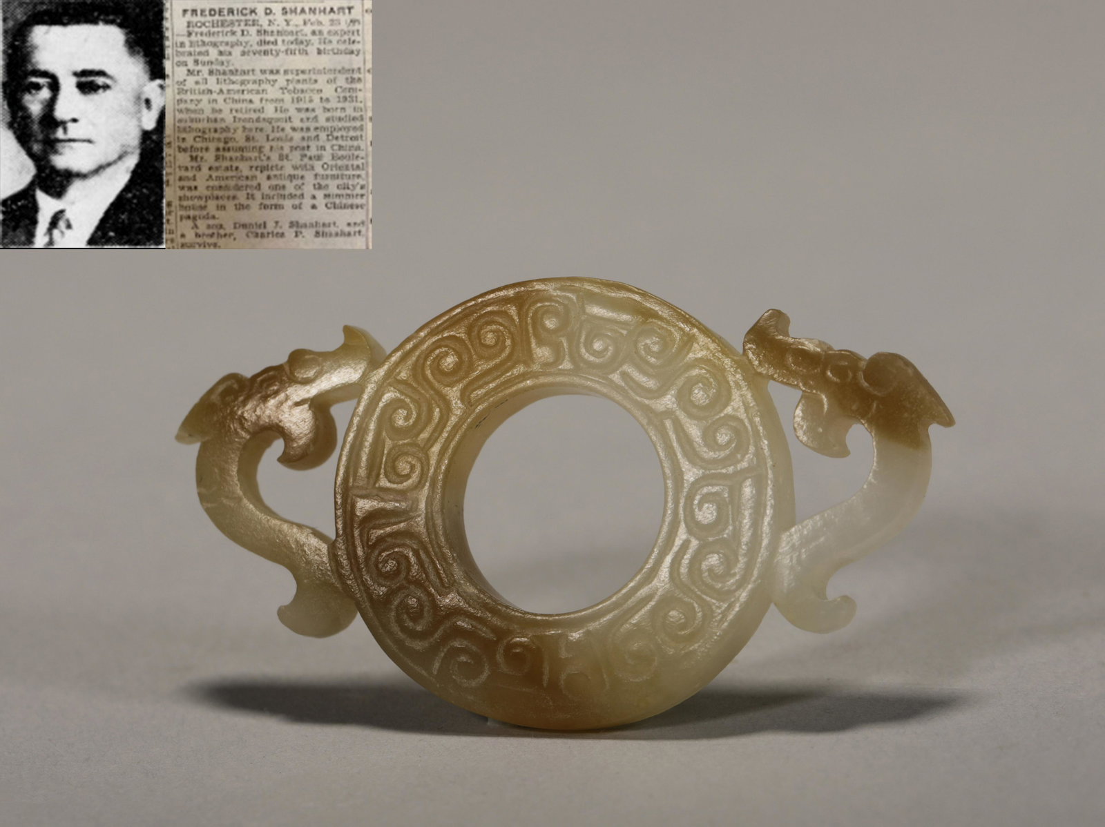 Jade rings with dragon patterns appeared in the Warring States period (1 of 6)