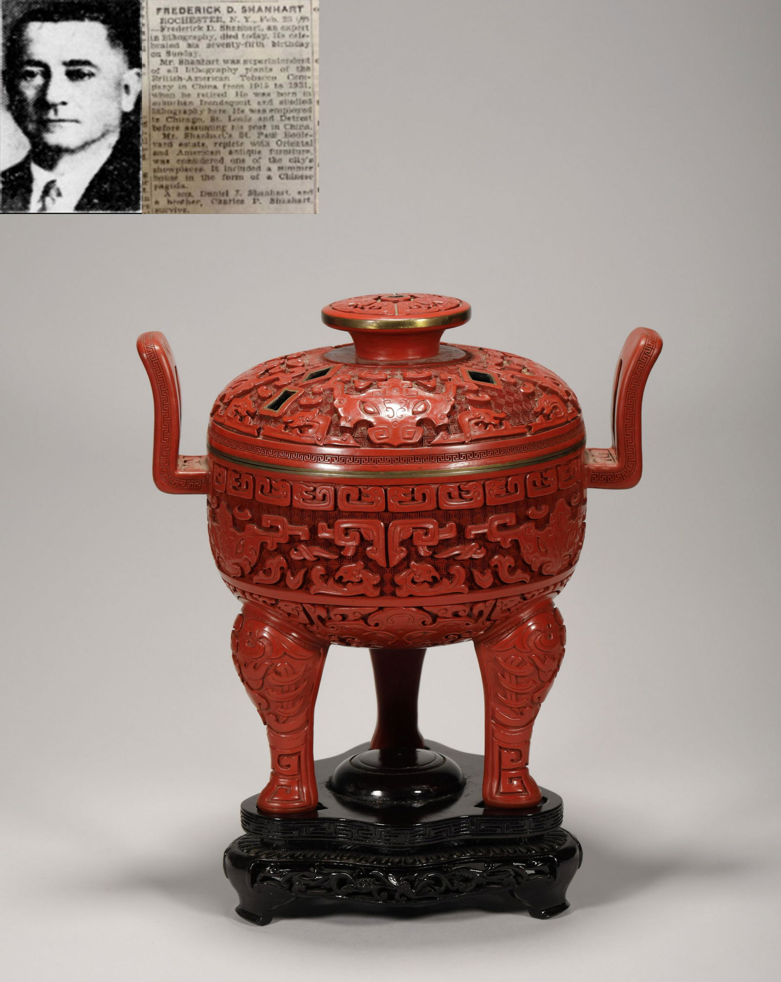 Qing Dynasty lacquer carving three feet aromatherapy (1 of 7)