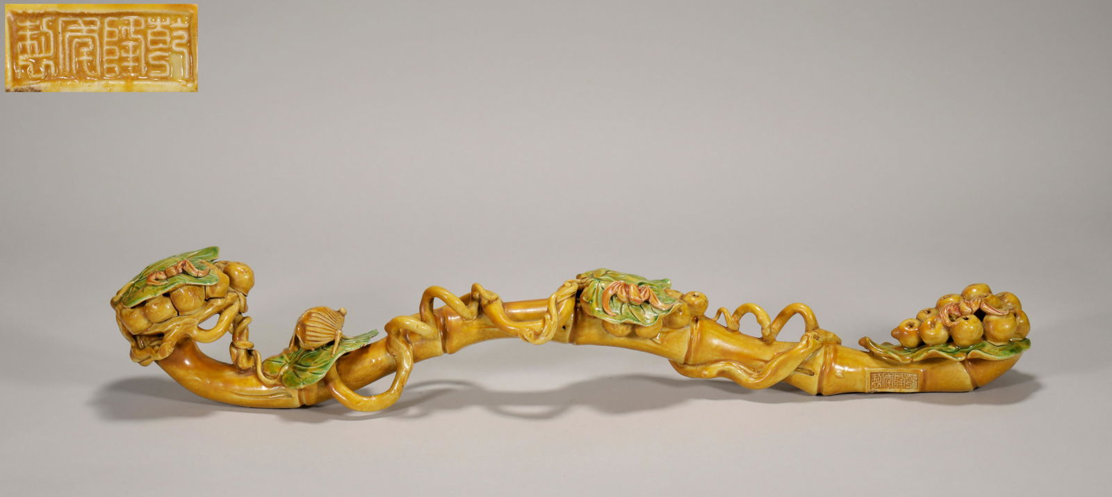 "Qianlong year" bionic porcelain wishful (1 of 8)