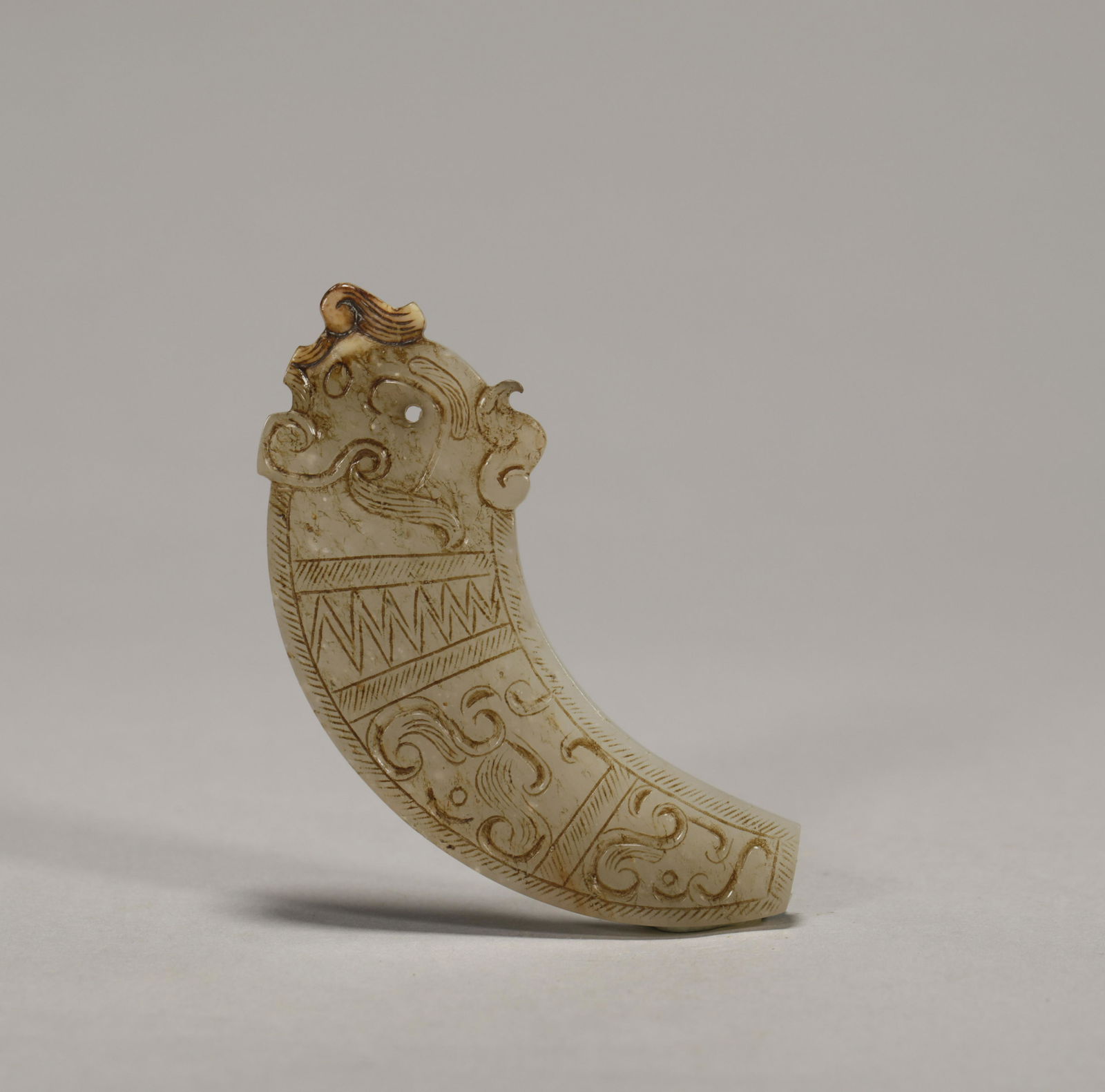 Han Dynasty dragon jade decoration (1 of 6)