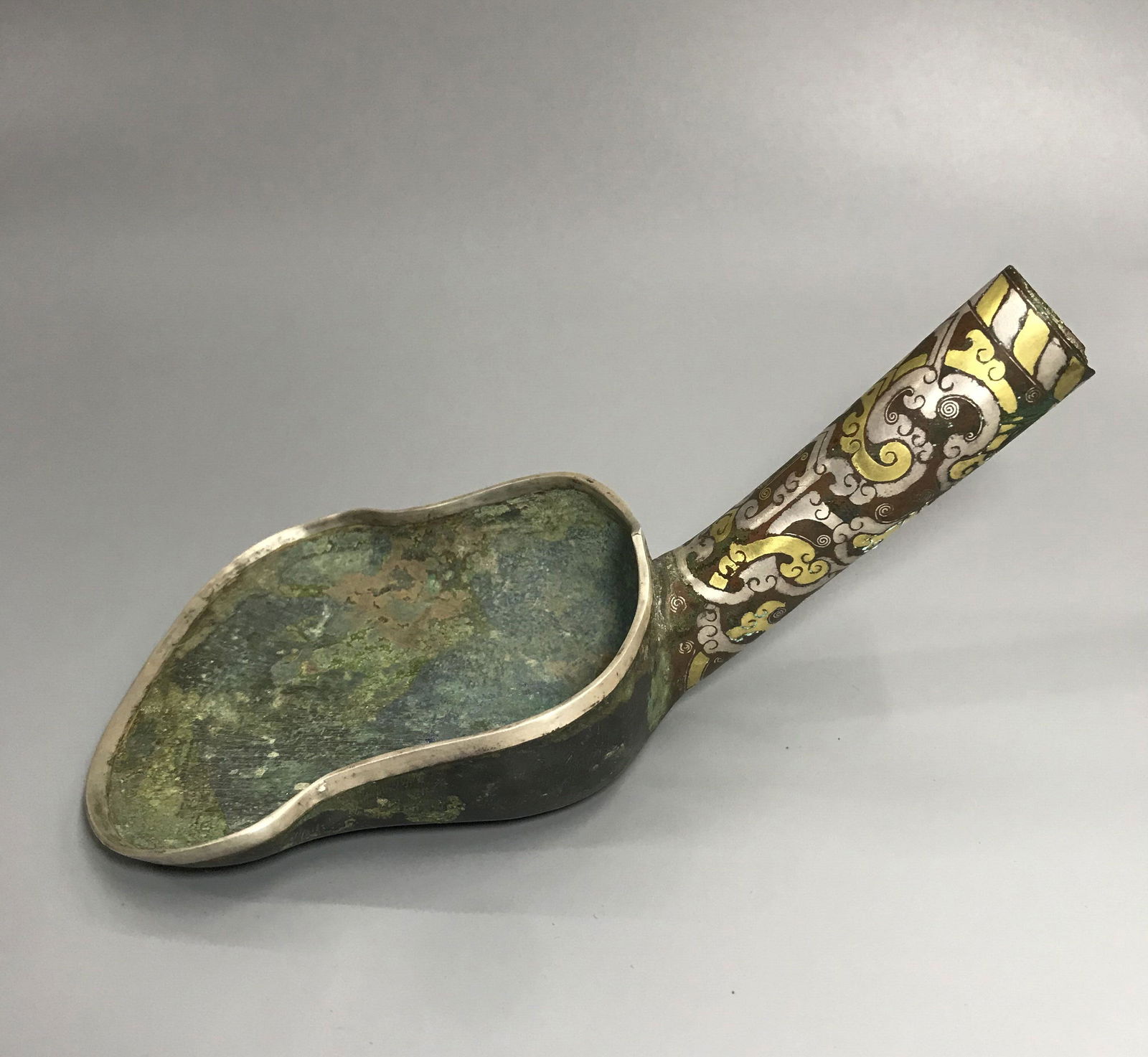 Bronze and silver shovel of Han Dynasty (1 of 8)