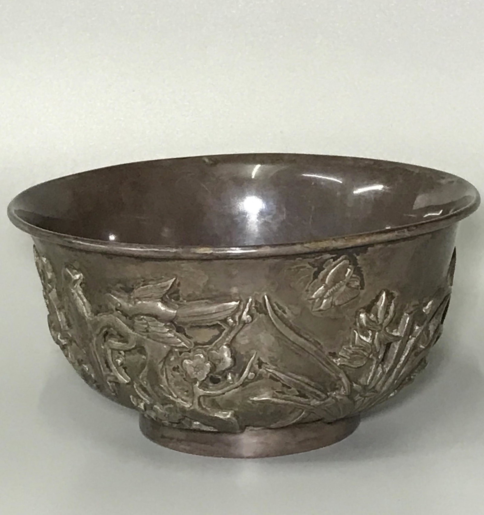 Qing Dynasty silver bowl with flower and bird patterns (1 of 7)