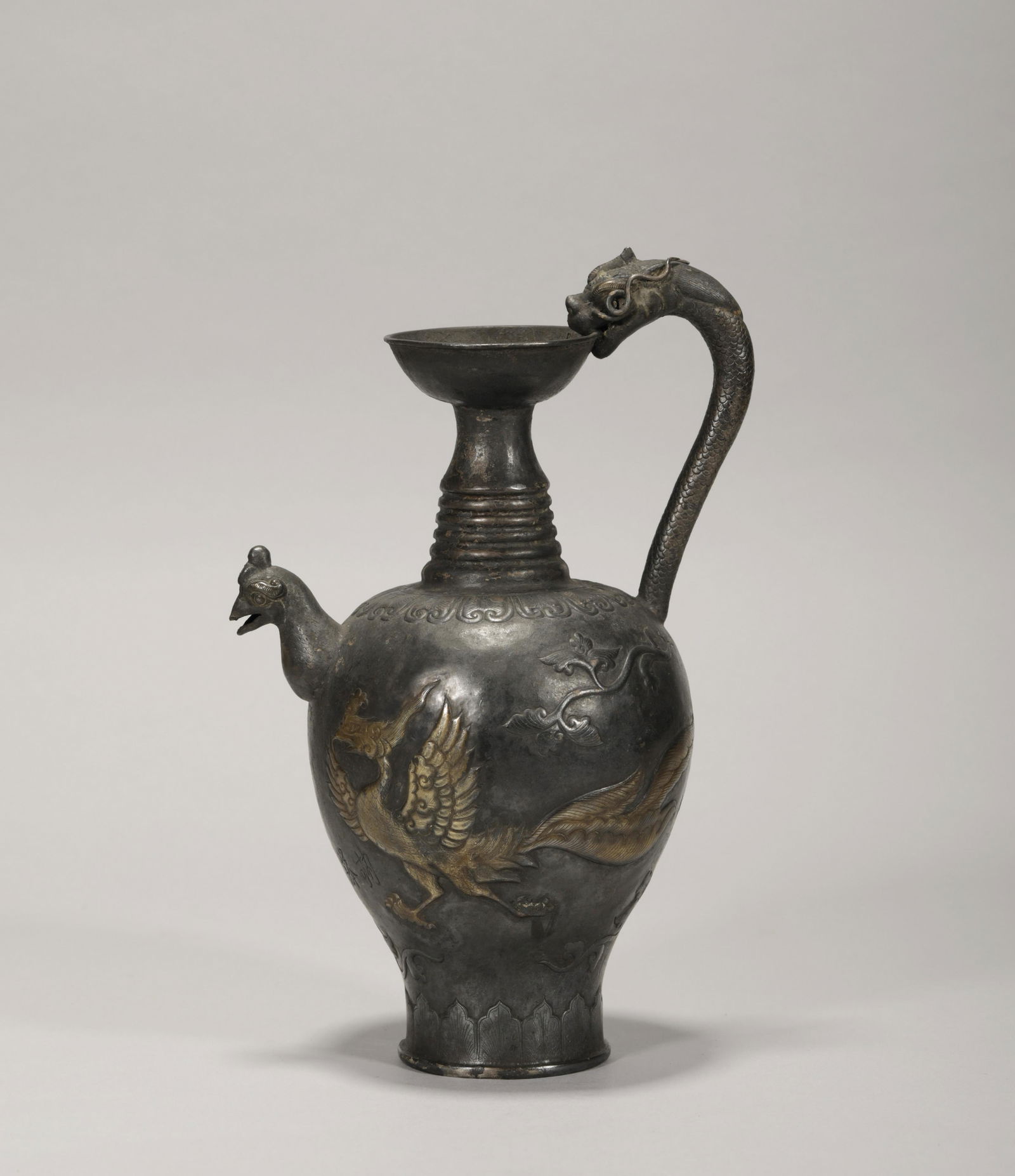 A Chinese Yuan Dynasty Silver Gilding Kettle (1 of 7)