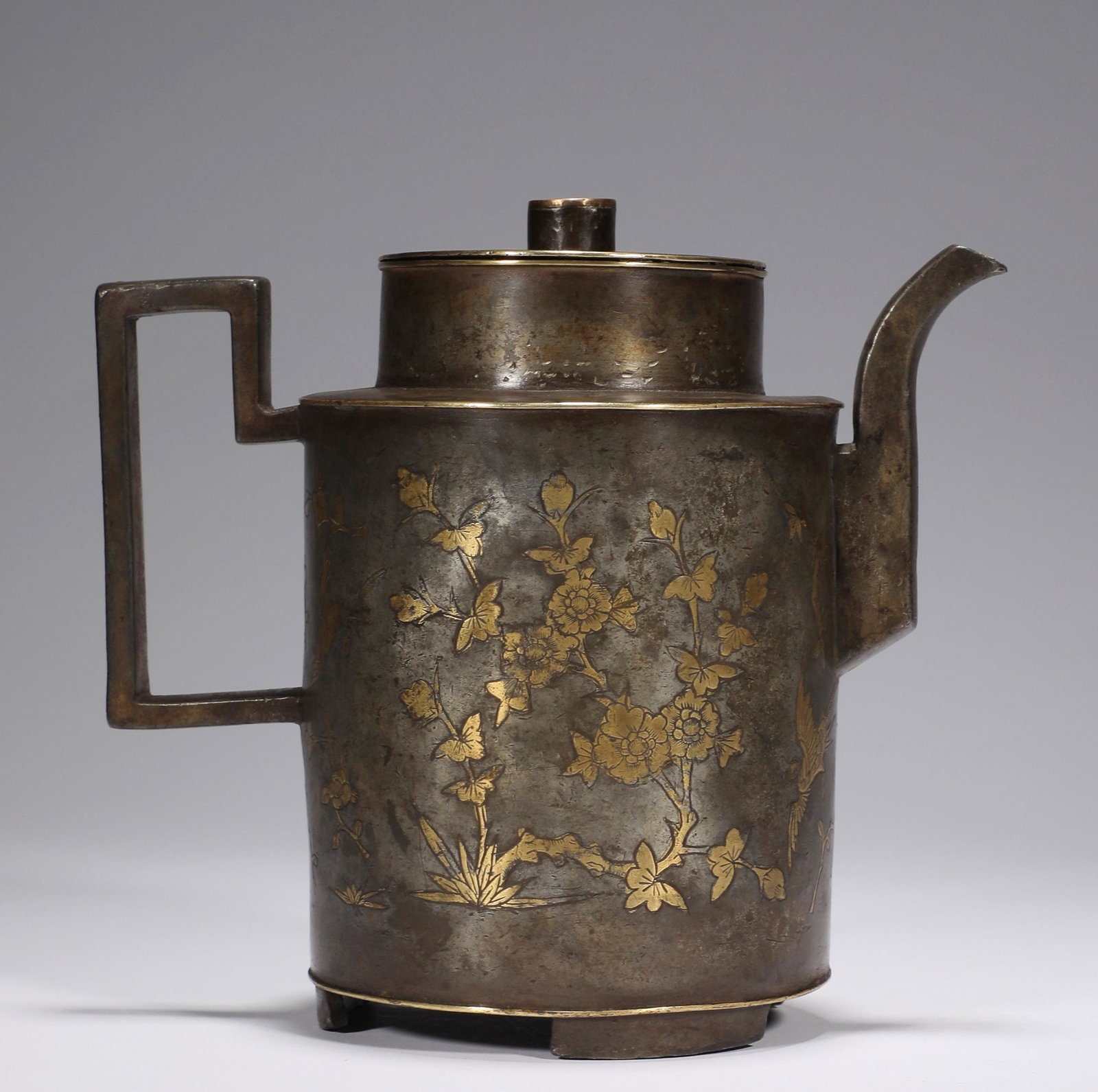 A Qing Dynasty Tin Teapot (1 of 9)