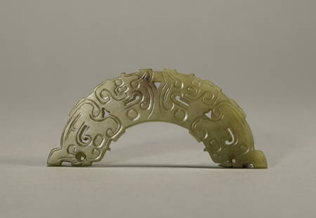 Ancient Chinese jade Huang: L: 4 1/8 in(10.5cm) W: 1 in(2.5cm) wt:35g
