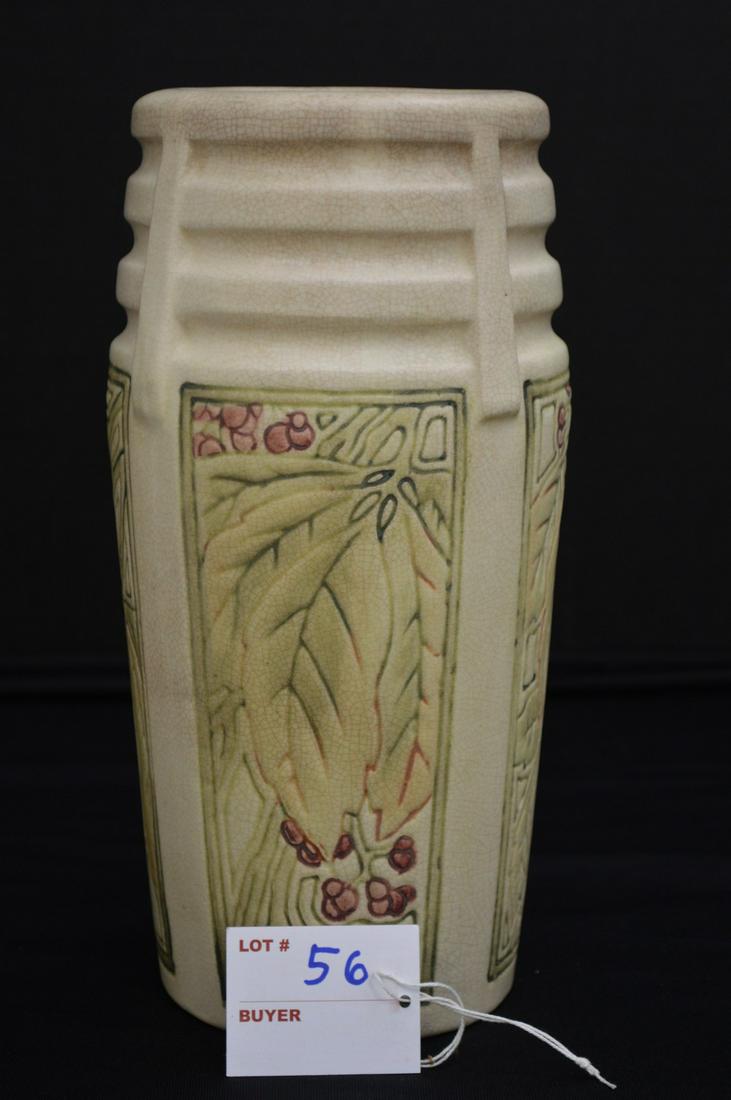 Pot/Vase w/ Berries 10" Unmarked (1 of 6)