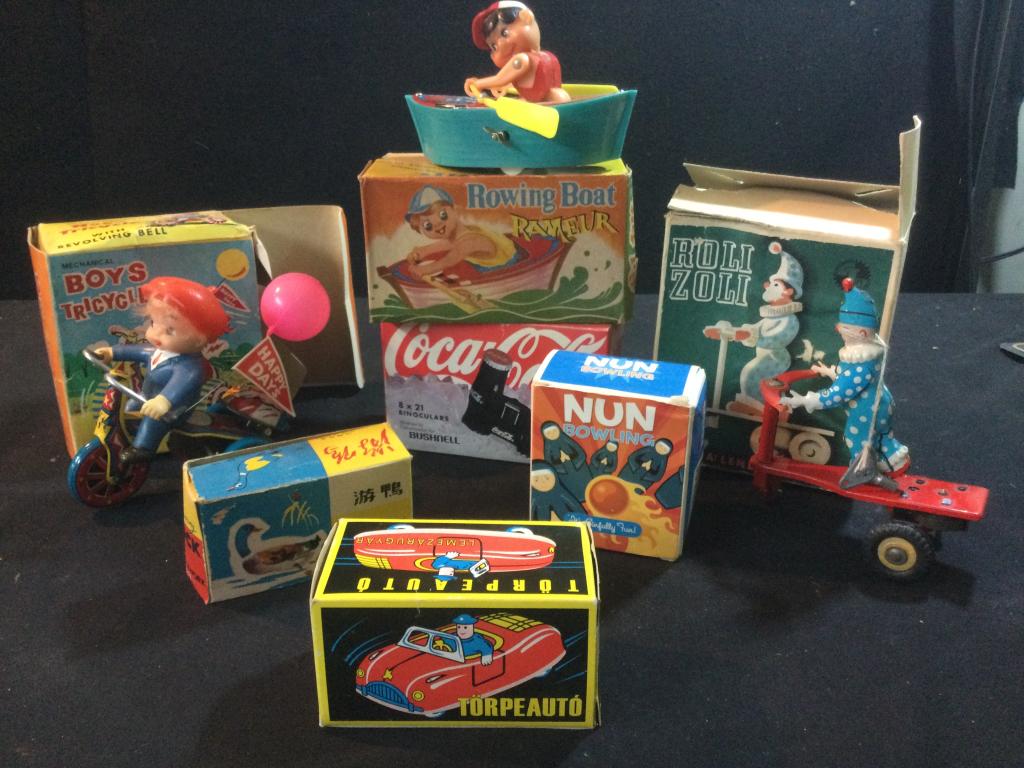 Vintage Games: Total of 7 in original boxes. A mix variety that are in good condition, see pictures.