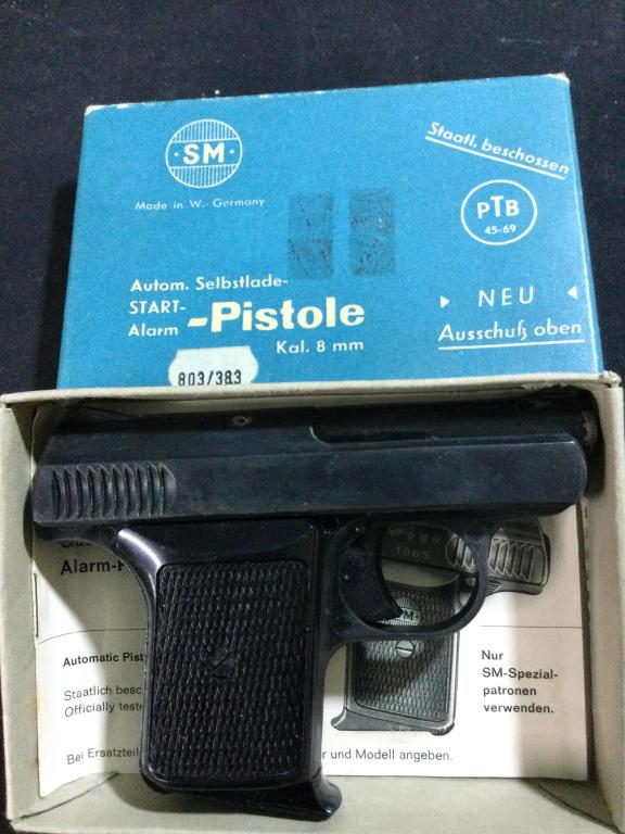 German Blank Gun: Comes in original box. Kal 8 mm & made in Germany. See pictures.