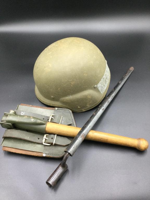 Vintage Military Lot (1 of 4)