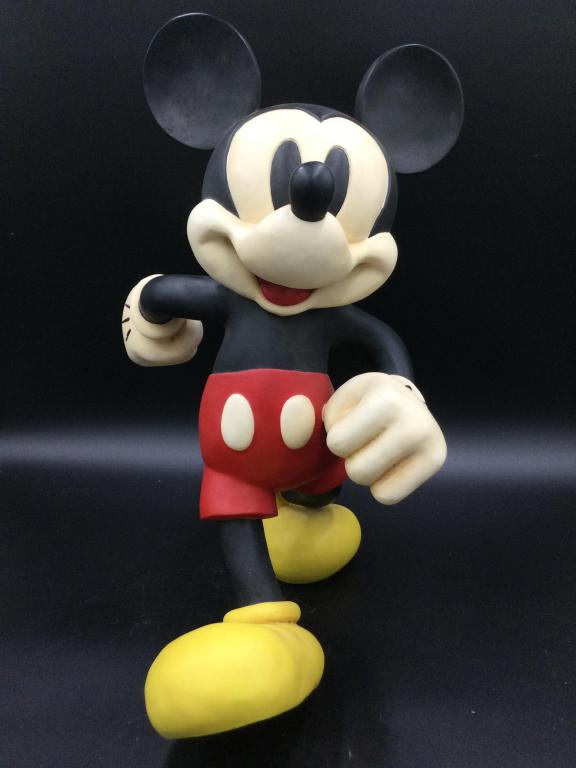 Mickey Mouse Sculpture/Dispay (1 of 8)