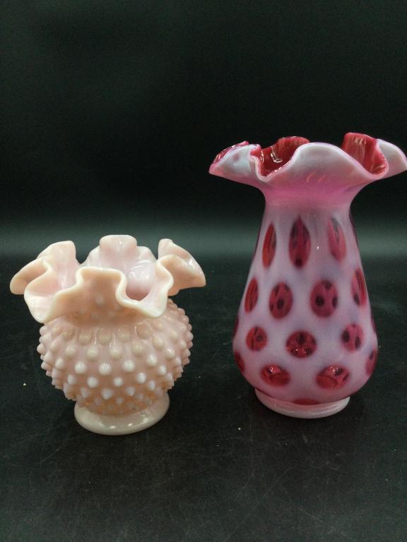 Fenton Vases Oct 16, 2022 Seminole Estate Auction in FL