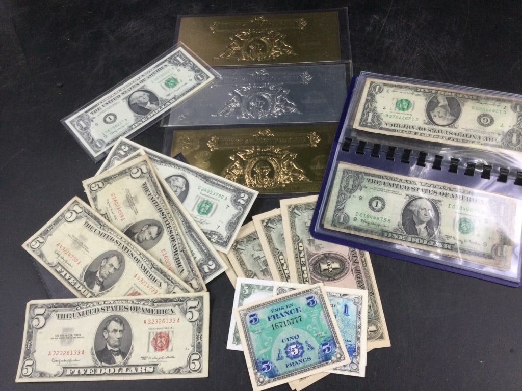 Paper Money Lot (1 of 6)
