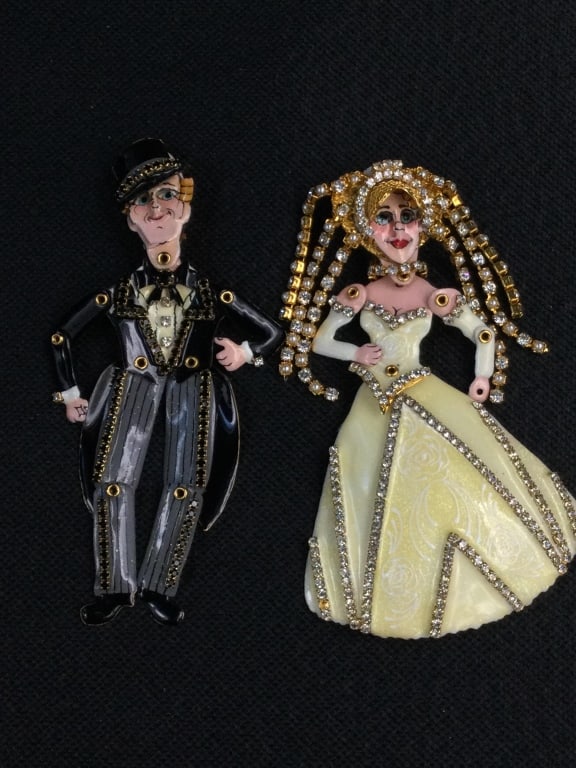 Lunch at Ritz Bride & Grown Earrings (1 of 2)