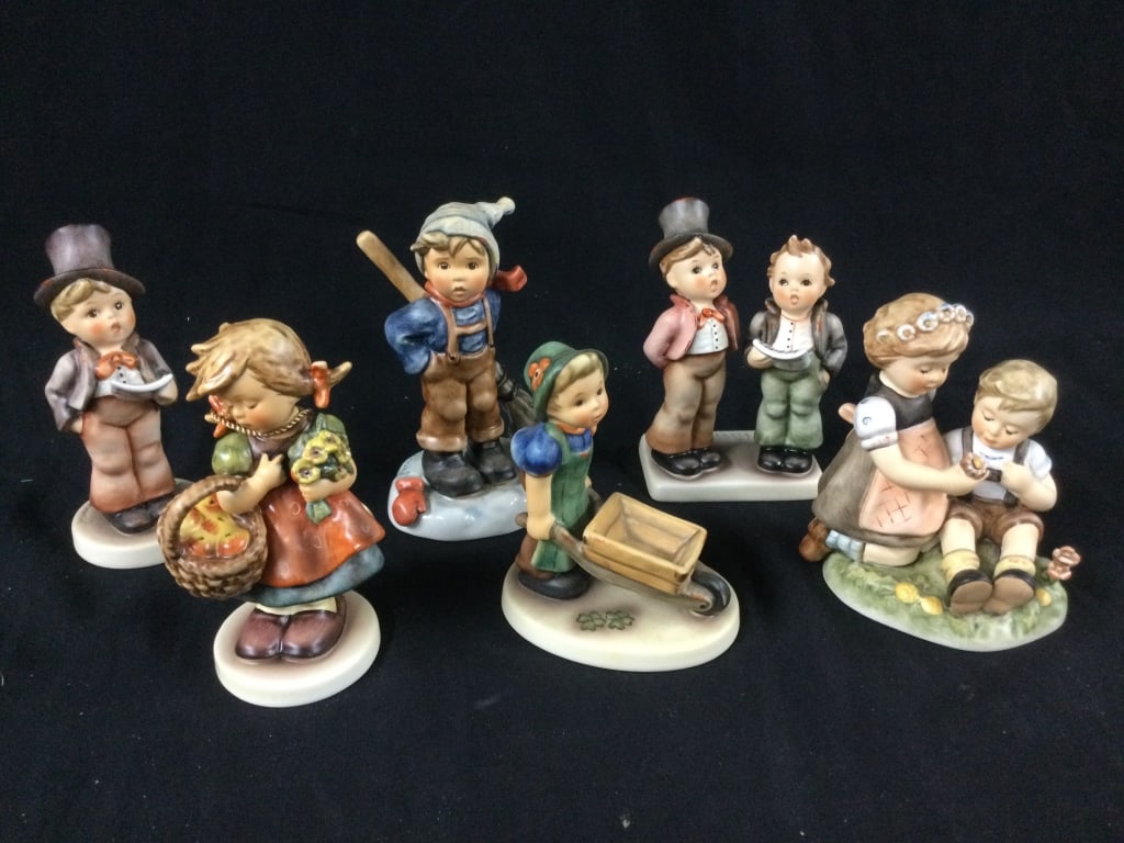 Hummels: Total of 6 Hummels in this lot. Look at pictures for marks. Measures from 4.5" to 5". Condition is good. No refunds given.