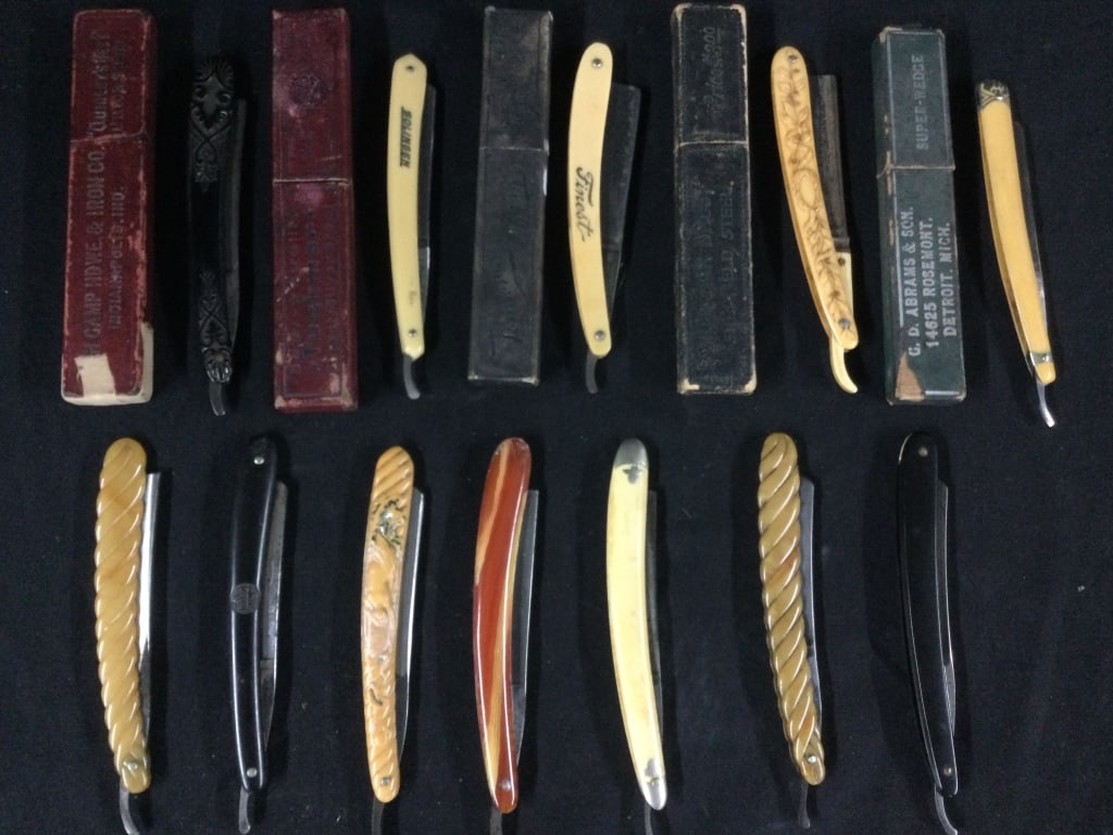 Vintage Shavers: Vintage collection of straight razors. Check out pics. Condition is consistent with age and use. No refunds given.