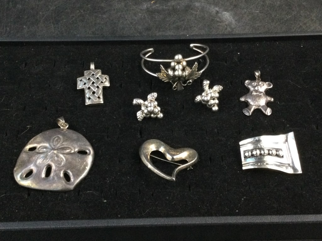 Sterling Jewelry (1 of 2)