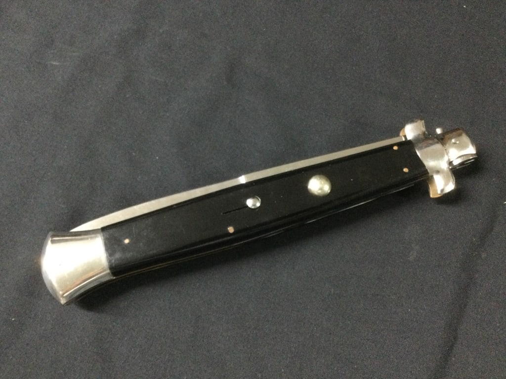 German Rostfrei Knife (1 of 4)