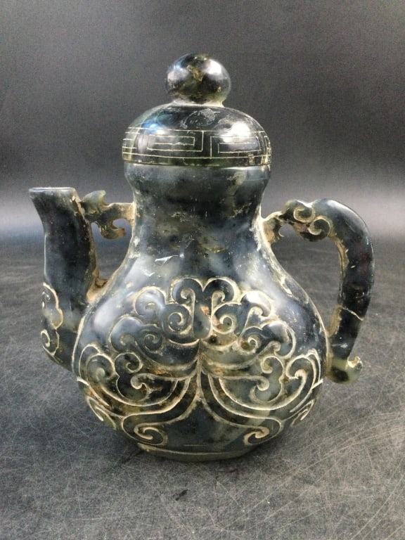 Vintage Jade Tea Pot: Antique Tibetan jade tea pot. Measures 5.5" x 5" x 1.5". Condition is good, see pictures. No refunds given. Condition Information: It is the responsibility of the buyer to obtain all possible informat