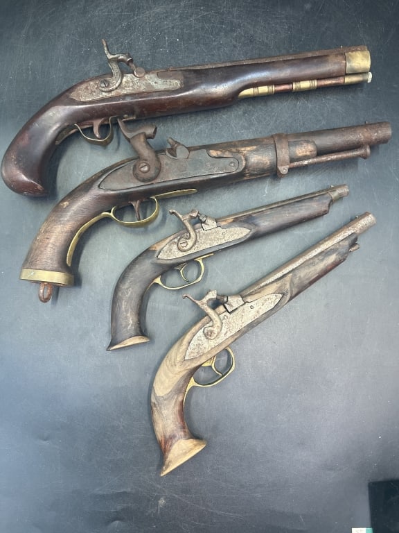 Vintage Black Powder Pistols (1 of 4)