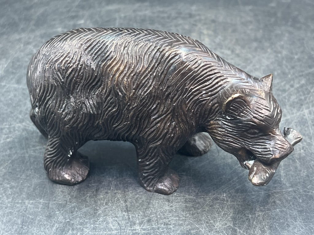 Vintage Bronze Bear with Fish: Nice older piece that measures 3.5" x 6" x 2.5". Condition is good, see pictures. No refunds given.