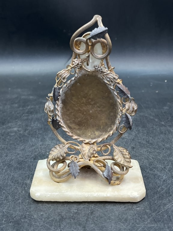 Vintage Victorian Pocket Watch Holder (1 of 4)