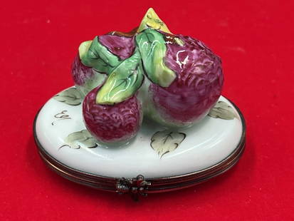 Limoge Trinket Box: Featuring a turnip or similar root vegatable. Condition is good, see pictures. No refunds given.