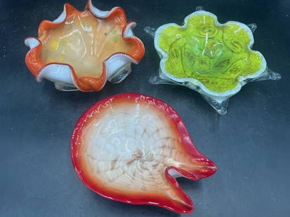 Vintage Murano Glass Bowls: Three pieces in this lot They all have vibrant colors and unique shapes. The green/white bowl is a MCM Fenton Murano case art glass bowl. See pictures, condition is good on all. No refunds given.