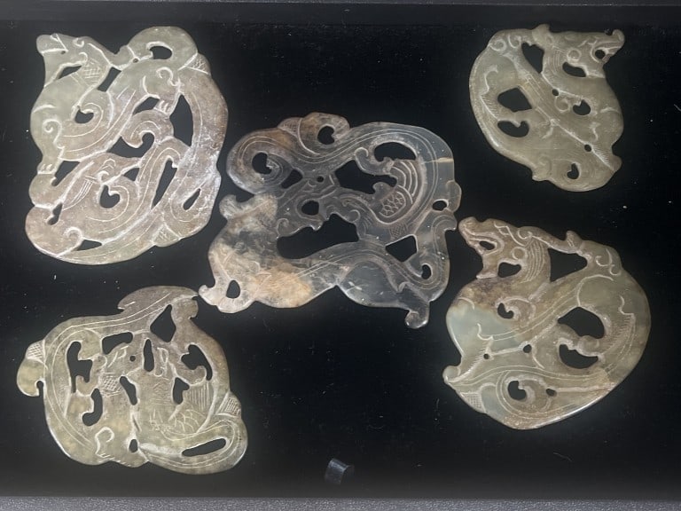Vintage Jade Carvings: Total of 5 carvings and majority have dragons. See pictures, measures from 3" x 3" and 4" x 3 1/4". Unknown age out of estate. No refunds given.