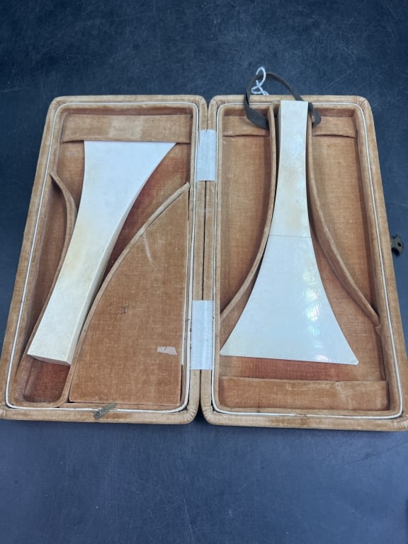 Vintage Shamisen Bachi (1 of 6)