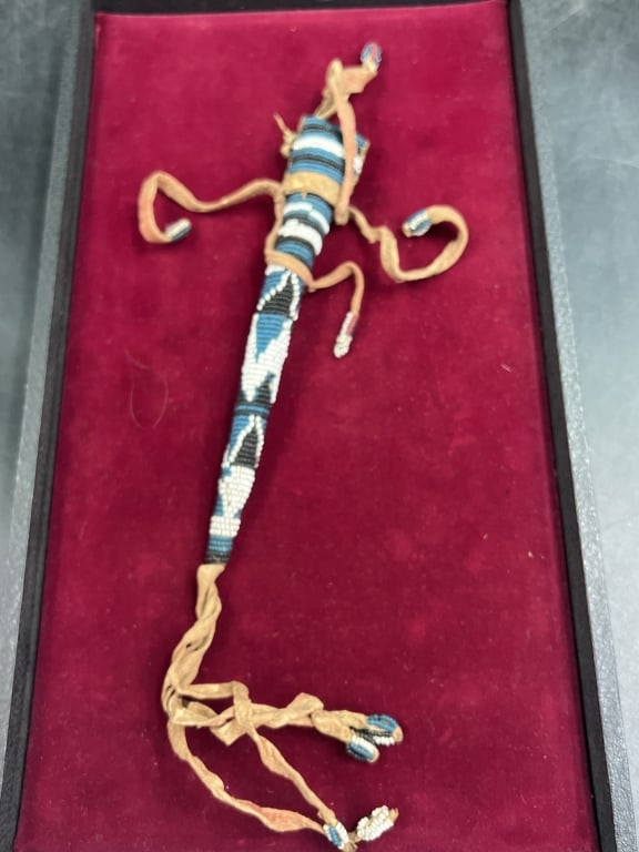 Vintage Native American Beaded Awl Case or Sheath (1 of 5)