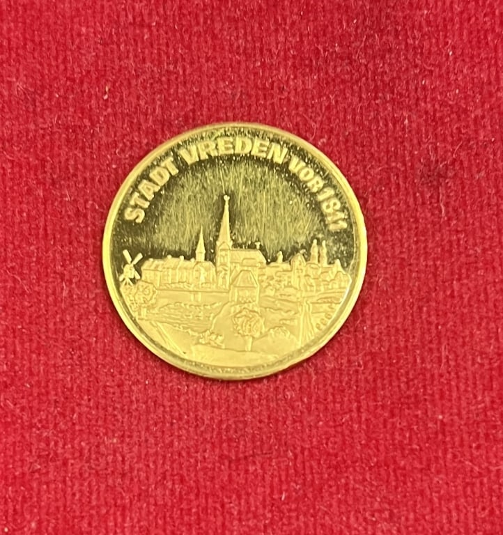 German 100 Euro Gold Goin (1 of 3)