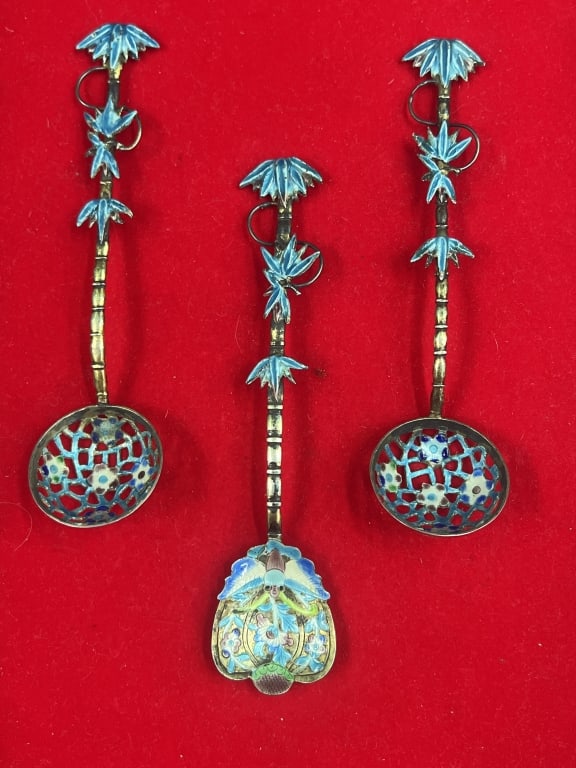 Vintage Russian Silver Gilted Enamel Spoons: Polychrome cloisonne enamel spoons. Embellished with intricate floral and scrolling leaf designs using cloisonne technique. Total of 3 and condition is good, see pictures. No refunds given.