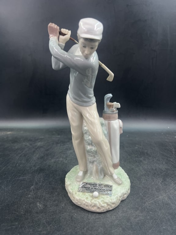 Lladro Golfer (1 of 5)