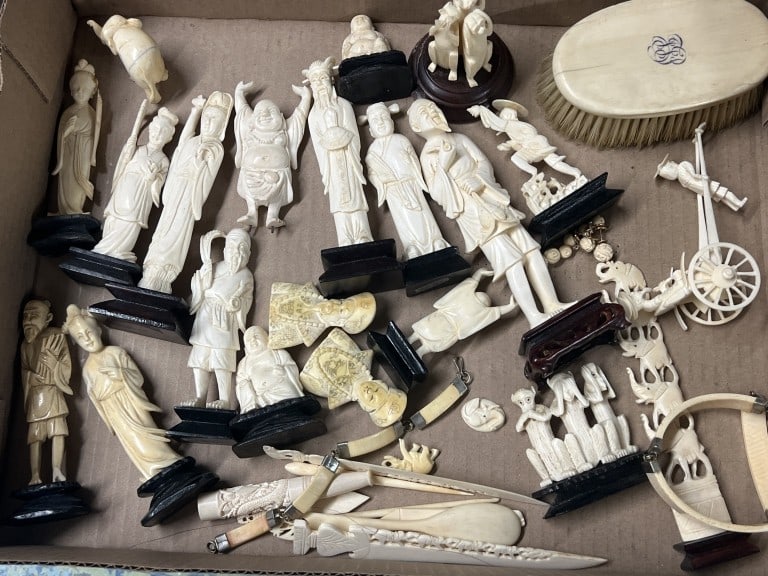 Huge Chinese Lot (1 of 4)