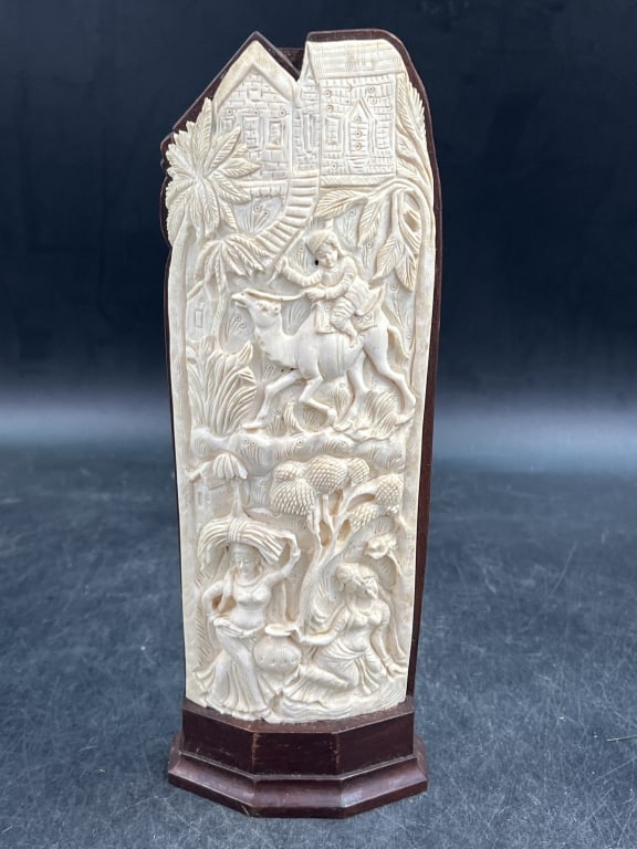 Asian Wall Plaque (1 of 5)