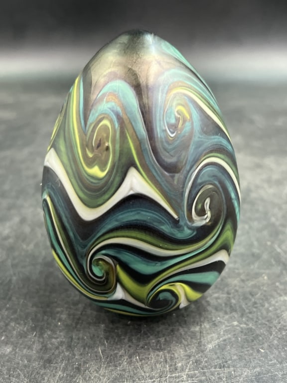 Beautiful Vandermark Art Nouveau Paperweight. (1 of 3)