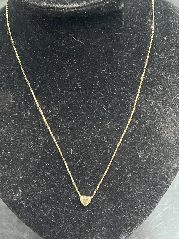 14 Kt Gold Necklace with Pendant (1 of 2)