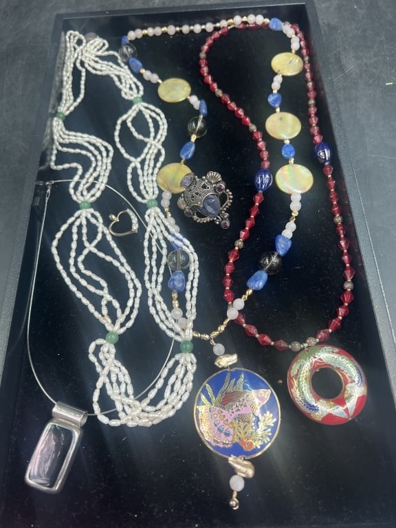 Vintage Beads and Gemstones Jewelry Lot (1 of 6)