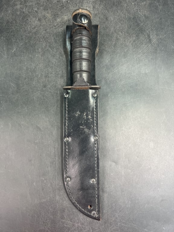 Camillus New York USA Knife w/Sheath: Nice leather sheath. Knife measures overall 12.5" and is marked. Condition is consistent with age and use, see pictures. No refunds given.Condition Information: It is the responsibility of the