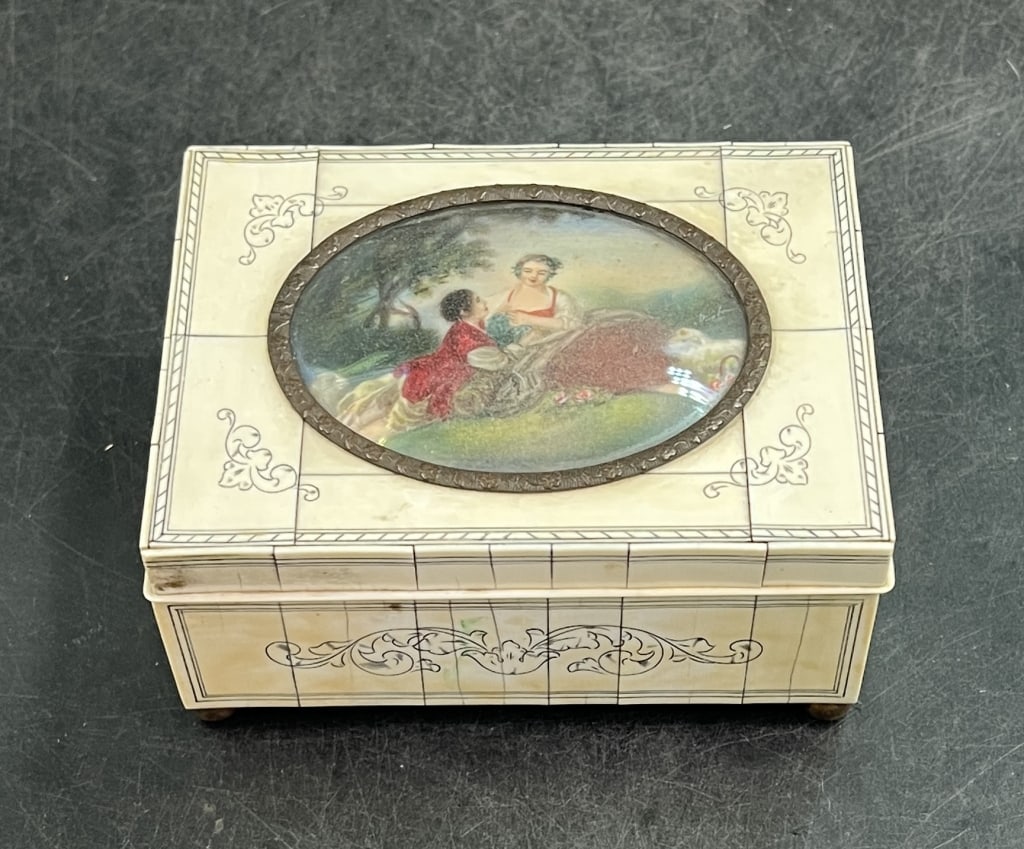 Antique Victorian Box: Stunning older box that has hand painted scene on top. See pictures, this is a great piece. Measures 5" x 3 3/4" x 2 1/4". Condition is consistent with age and use, see pictures. No refunds