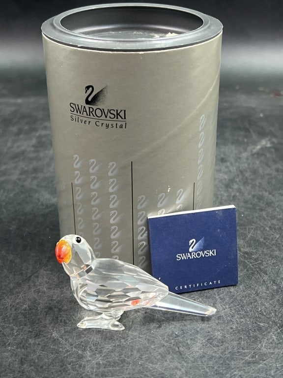 Swavroski Love Bird w/Box: Comes with original box and COA. Condition is good, see pictures. No refunds given.Condition Information: It is the responsibility of the buyer to obtain all possible information prior to