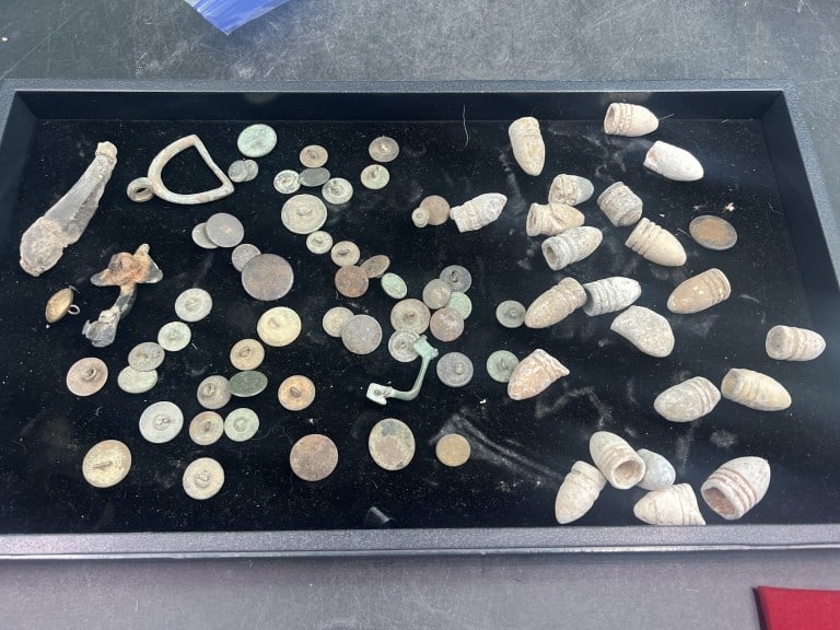 Artifacts: Metal detected artifacts such as civil war bullets, etc. See pictures. Condition is consistent with age and use. No refunds given.Condition Information: It is the responsibility of the buyer to obtain