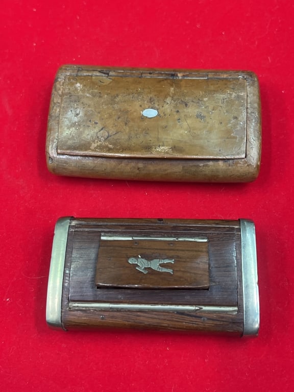 Antique Wooden Snuff Box: Hinged Lid, likely dating from the 18th or 19th century. used to store snuff or a mixture of ground tobacco. Carved from burr walnut or rosewood. Features hinged lid and often small