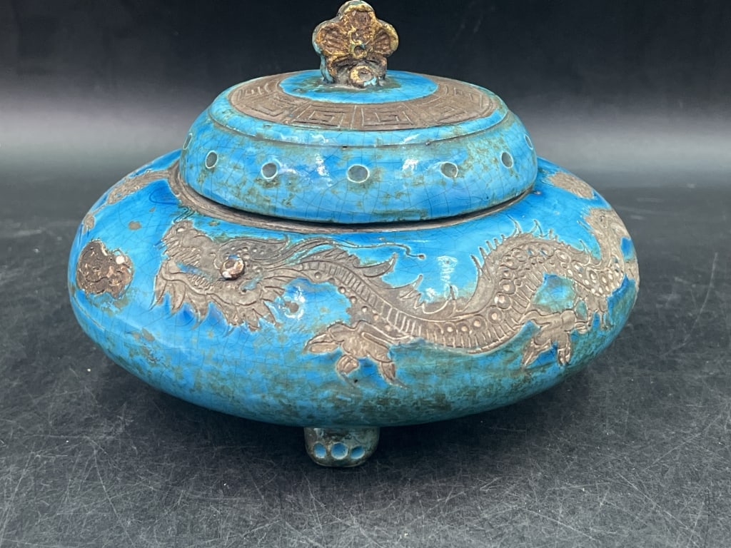 Mid Century Modern Chinsese Dragon Incense Burner: Features incised dragon design and lid with flower finial. Wony LTD MCM Turquoise Ceramic. Measures about 5 3/4"h x 7.5"w. Condition appears good, see pictures. No refunds given.Condition